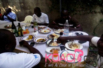 Cote dÂ’Ivoire : Réveillon de Noël : Après la messe, les Ivoiriens ont préféré fêter chez eux